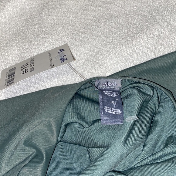 Aerie super high waisted one piece green swim suit Sz large - Picture 5 of 6